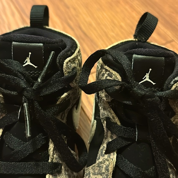 Jordan-Nike Toddler Leopard - collectors find🌟 - Picture 5 of 6